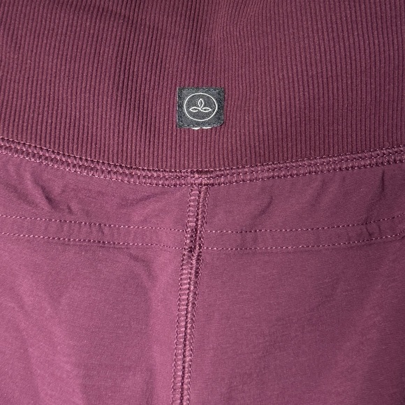 Prana Koen Capri Wine Ruched Pants Womens Size XL - Picture 10 of 11